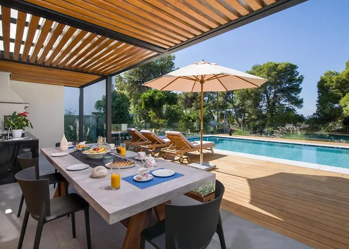 Villa Night Flower Hriszí Aktí Haniá