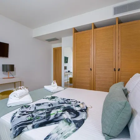 Night Flower ハニア