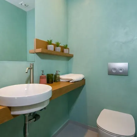 ヴィラ Night Flower ハニア